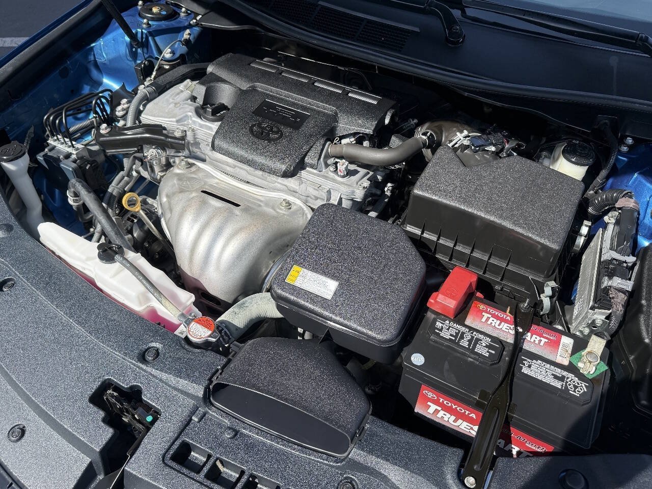 Used 2016 Toyota Camry SE FWD image 20