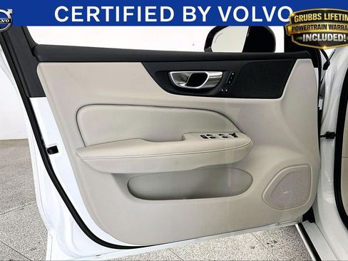 Certified 2025 Volvo S60 T8 Plus AWD/4WD image 24