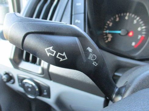 Used 2018 Ford Transit 250 Base image 15