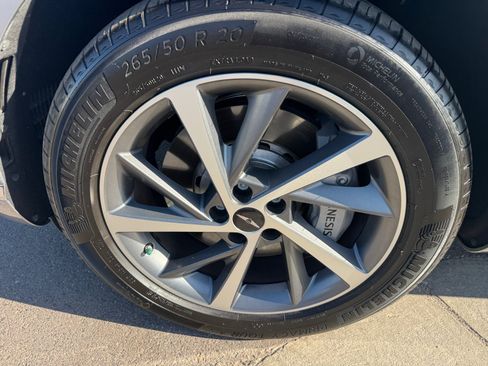 Used 2025 Genesis GV80 3.5T Advanced AWD/4WD image 26