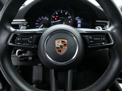 Certified 2024 Porsche Macan image 14