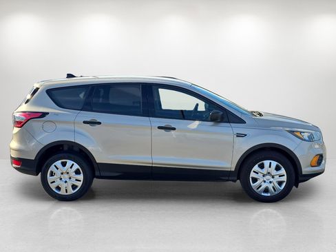 Used 2018 Ford Escape S image 4