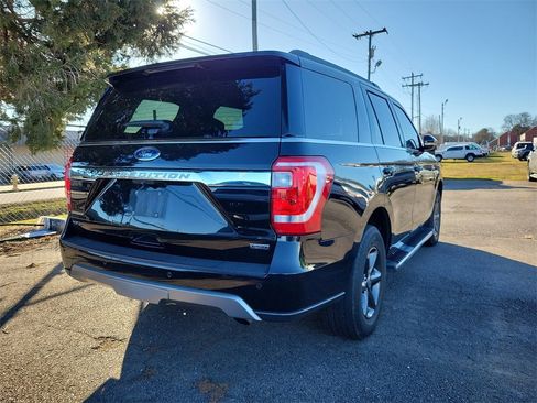 Used 2020 Ford Expedition XLT w/ Equipment Group 202A image 5