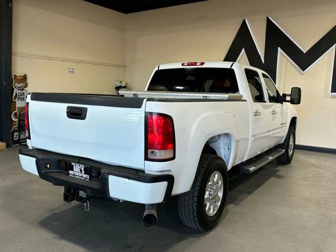 Used 2011 GMC Sierra 3500 Denali image 5