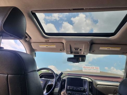 Used 2018 Chevrolet Silverado 1500 High Country AWD/4WD image 8
