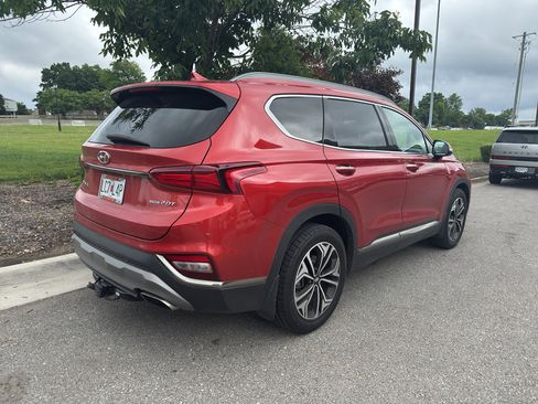 Used 2019 Hyundai Santa Fe AWD image 4