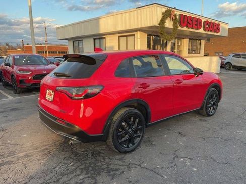 Used 2023 Honda HR-V Sport image 4