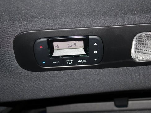 Certified 2024 Honda Odyssey Sport image 21