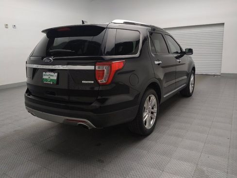 Used 2017 Ford Explorer Limited w/ Equipment Group 301A image 9