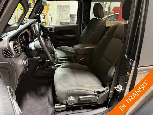 Certified 2020 Jeep Wrangler Sport AWD/4WD image 19