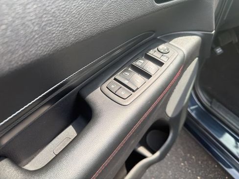 Used 2025 Dodge Durango GT AWD/4WD image 13