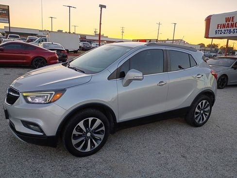 Used 2019 Buick Encore Essence image 13