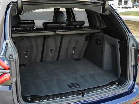 Used 2023 BMW X3 sDrive30i w/ M Sport Package RWD image 56