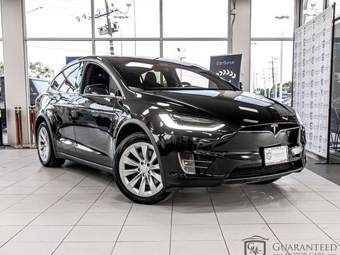 Used 2020 Tesla Model X Long Range AWD/4WD image 3