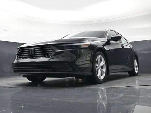 Certified 2026 Honda Accord LX image 21