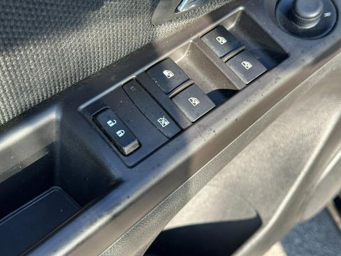 Used 2015 Chevrolet Cruze LT image 16