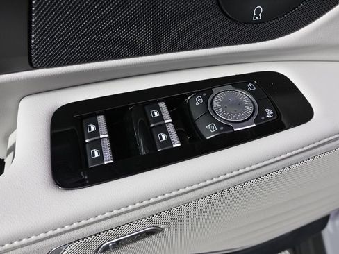 New 2026 Lincoln Nautilus Reserve AWD/4WD image 23