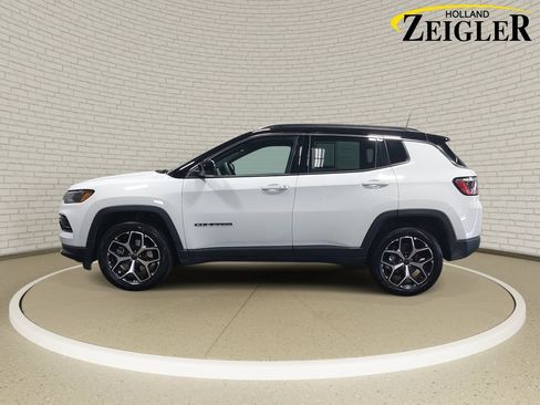 Used 2025 Jeep Compass Limited AWD/4WD image 8