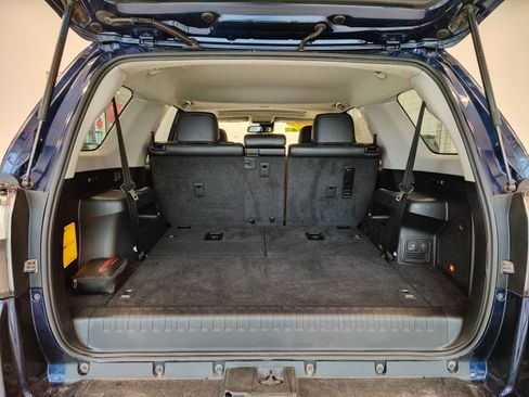 Used 2021 Toyota 4Runner Limited AWD/4WD image 19