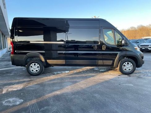 New 2026 RAM ProMaster 2500 w/ Quick Order Package 22G SLT FWD image 4