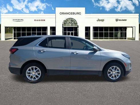 Used 2024 Chevrolet Equinox LT AWD/4WD image 8
