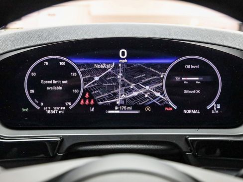 Certified 2025 Porsche Cayenne Coupe image 27