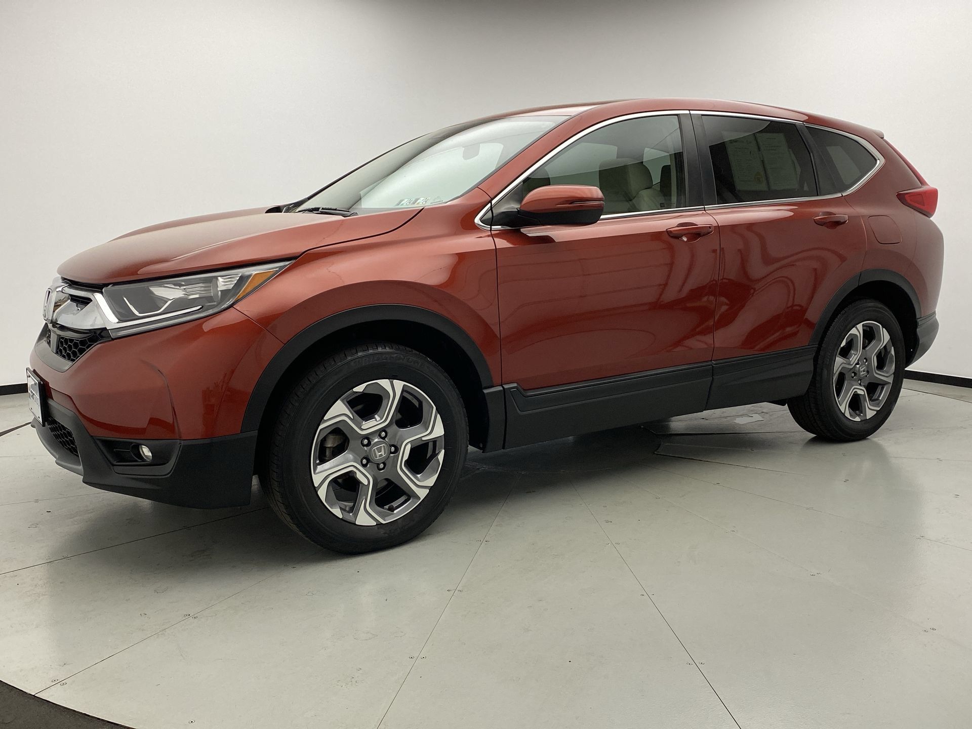 Used 2018 Honda CR-V EX image 1
