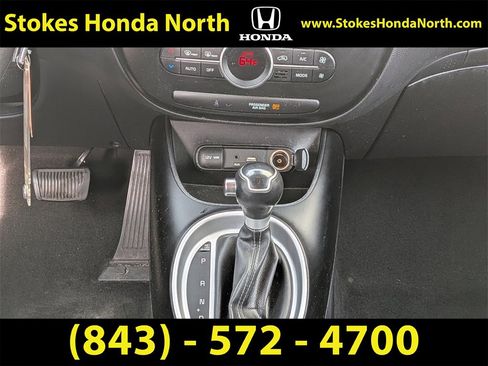 Used 2017 Kia Soul + image 19
