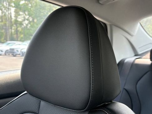 New 2026 Hyundai Elantra Limited FWD image 20