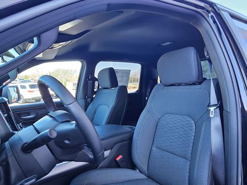 New 2026 RAM 1500 Express AWD/4WD image 19