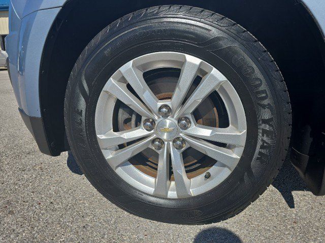 Used 2015 Chevrolet Equinox LS AWD/4WD image 12