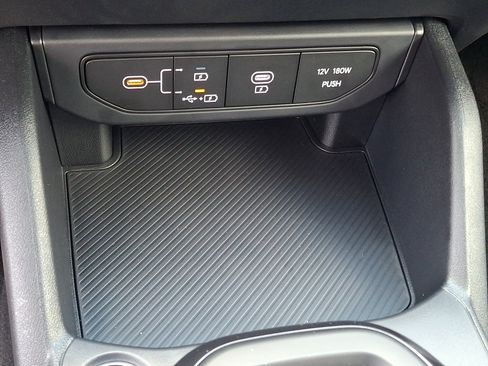 New 2026 Kia K4 FWD image 17