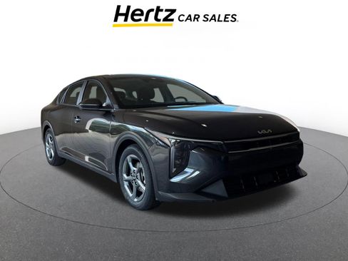 Used 2025 Kia K4 LXS FWD image 1