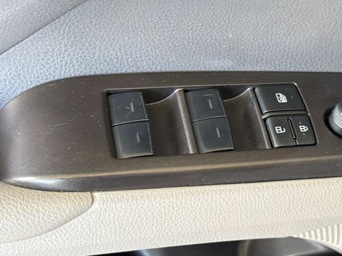 Used 2024 Toyota Camry SE w/ Audio Upgrade Package FWD image 13