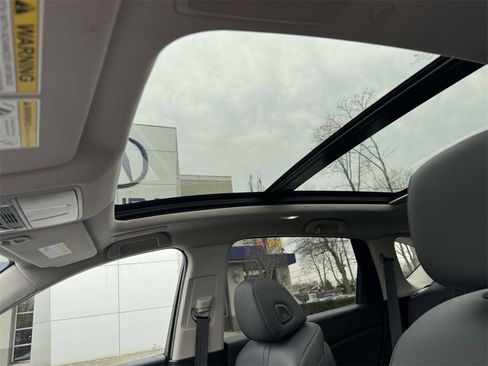 Certified 2023 Acura RDX w/ Technology Package image 18