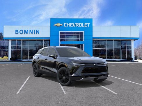 New 2025 Chevrolet Blazer EV LT w/ Midnight/Sport Edition AWD/4WD image 2