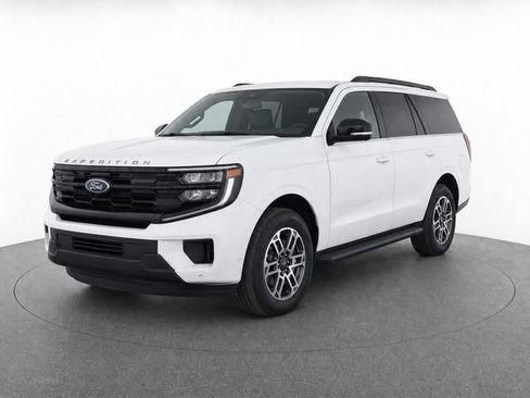 Used 2025 Ford Expedition Active AWD/4WD image 16
