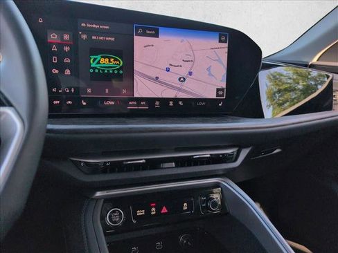 Certified 2025 Audi Q5 Premium w/ Premium Plus AWD/4WD image 15