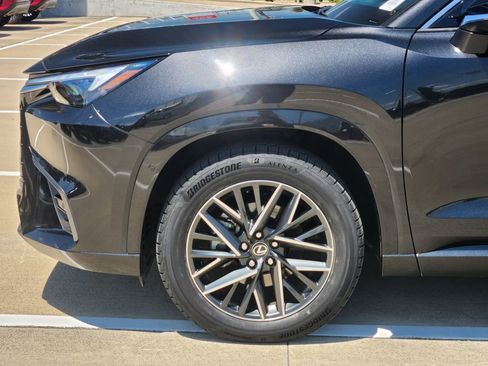 Used 2025 Lexus TX 350 AWD w/ Technology Package image 8