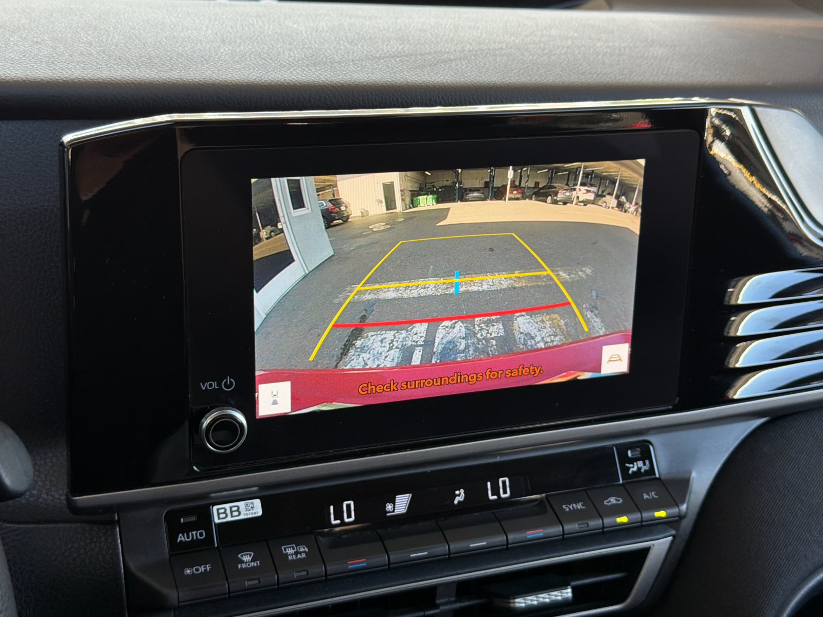 Used 2025 Toyota Camry LE FWD image 16