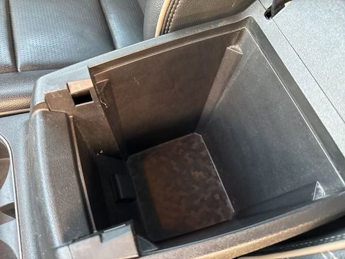 Used 2023 GMC Canyon Denali image 29