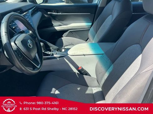 Used 2019 Toyota Camry LE image 28