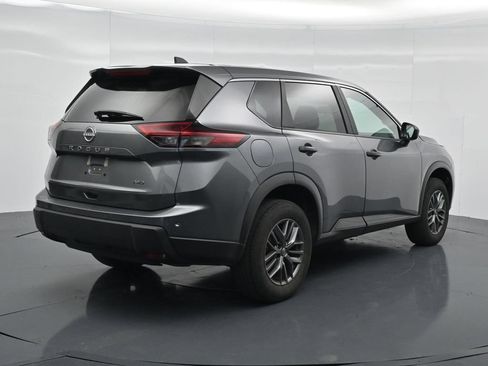 Used 2025 Nissan Rogue S AWD/4WD image 7