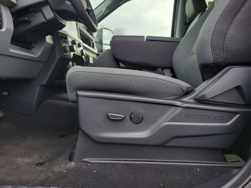 New 2026 Ford F250 XLT image 18