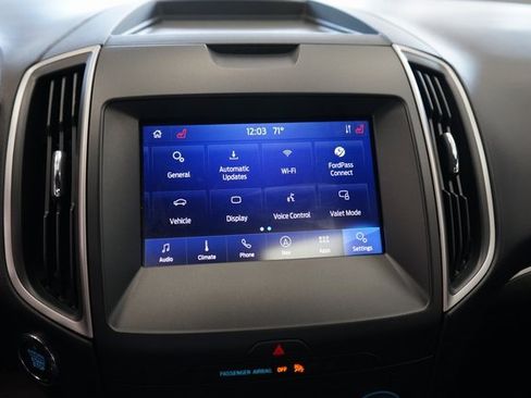 Used 2020 Ford Edge ST-Line w/ Cold Weather Package image 37