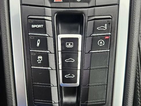 Used 2016 Porsche 911 Carrera 4S AWD/4WD image 20