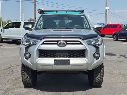Used 2021 Toyota 4Runner TRD Off-Road AWD/4WD image 11