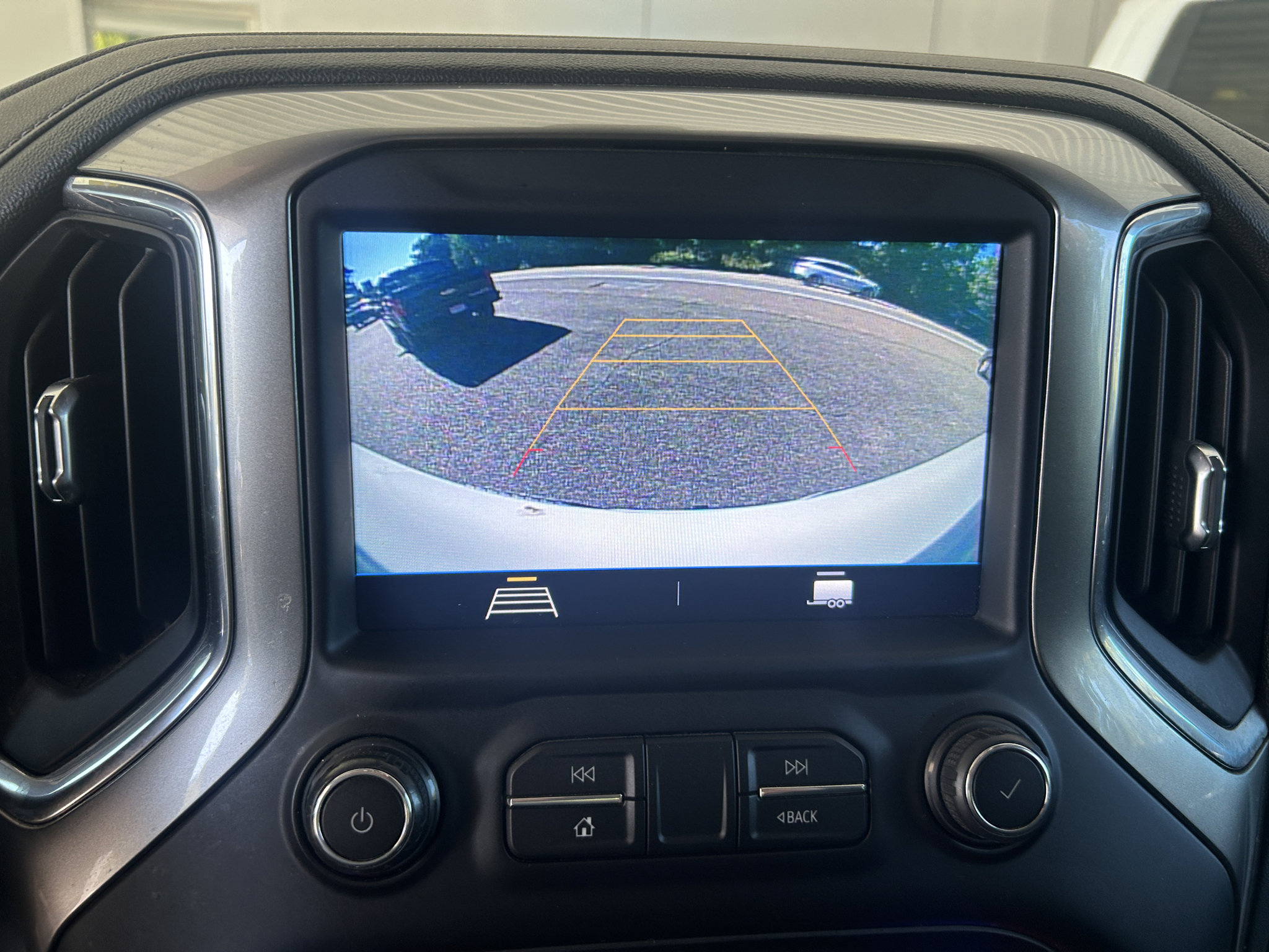 Used 2020 Chevrolet Silverado 1500 RST AWD/4WD image 31