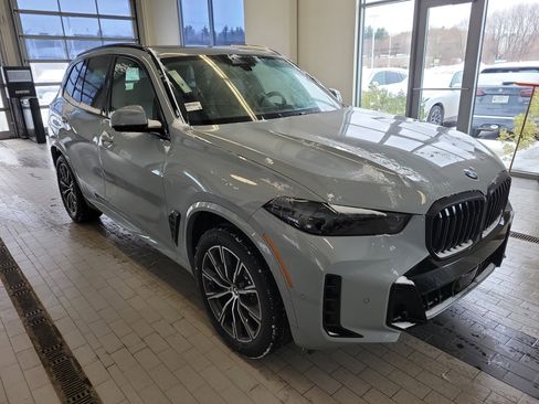 New 2026 BMW X5 xDrive40i image 9