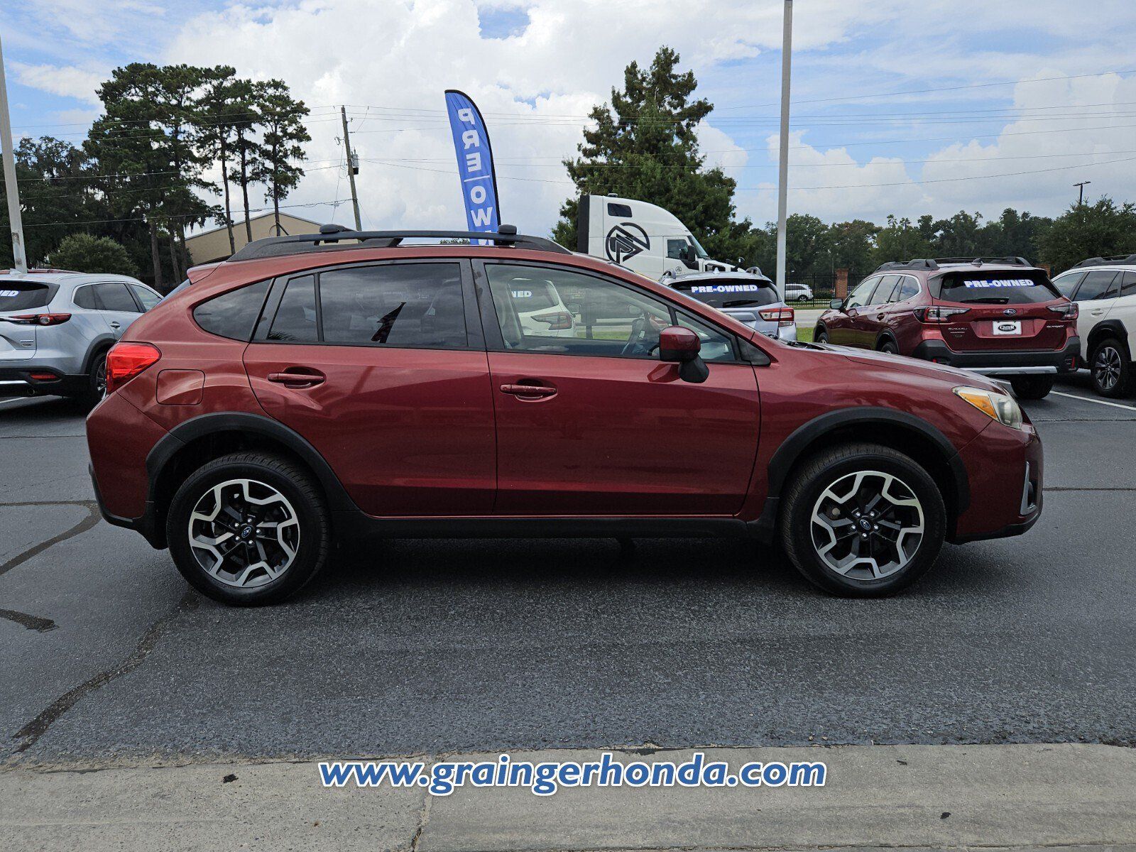 Used 2017 Subaru Crosstrek 2.0i Premium w/ Popular Package #1 AWD/4WD image 6